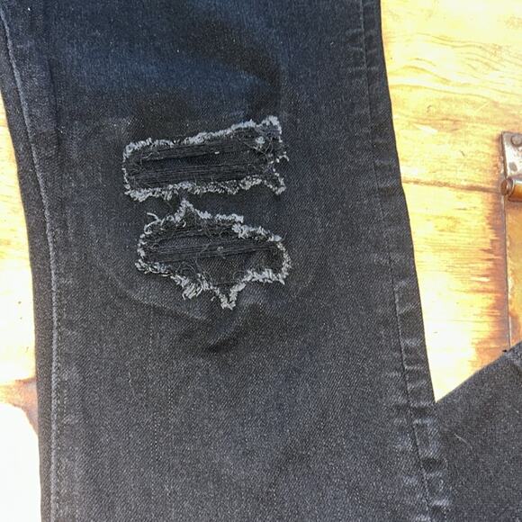 Mens. American Eagle Airflex Black Distressed Jeana Size 31 - Picture 6 of 14
